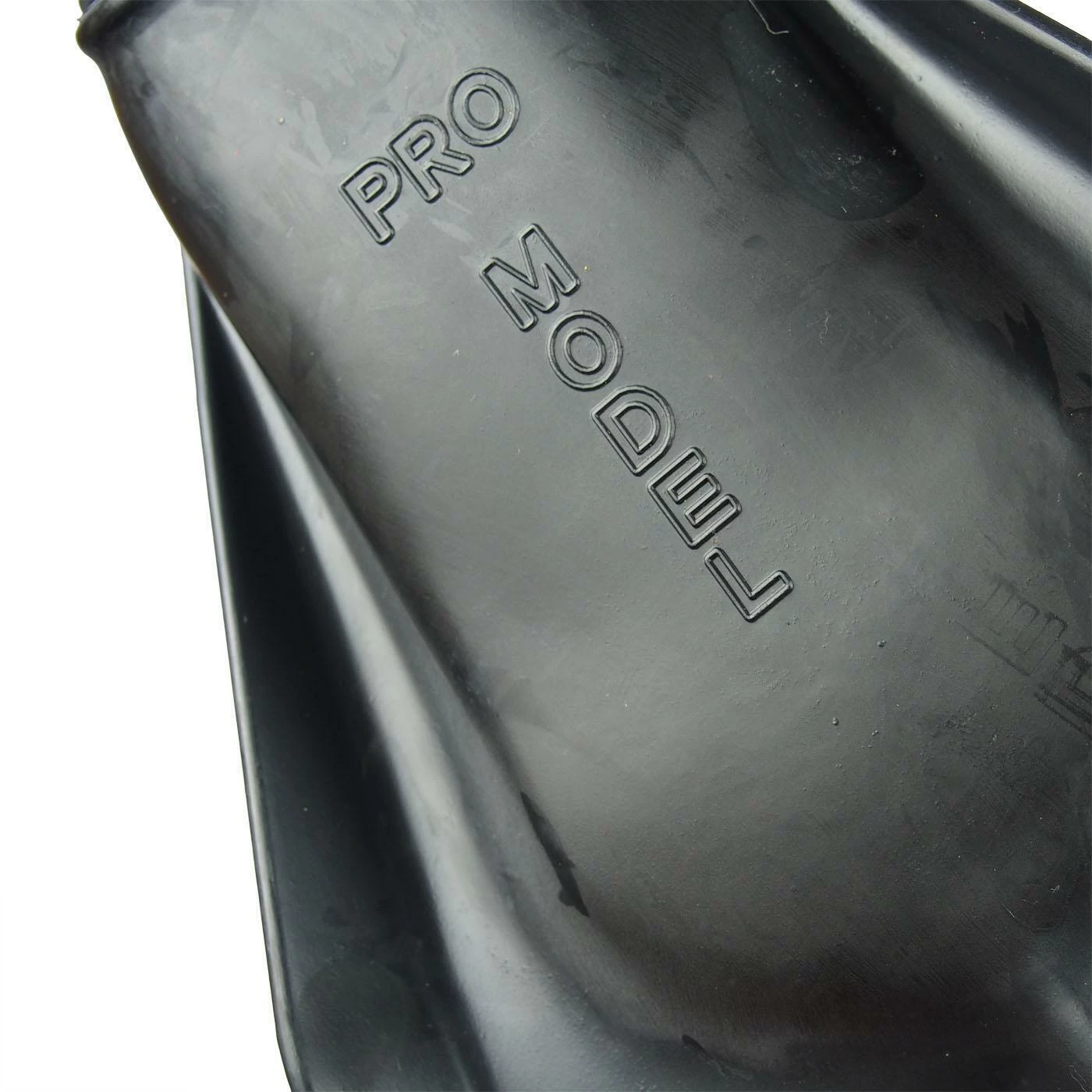 DaFiN - Zak Noyle - Grey Wolf 3 DaFiN - Zak Noyle - Grey Wolf - Image 3