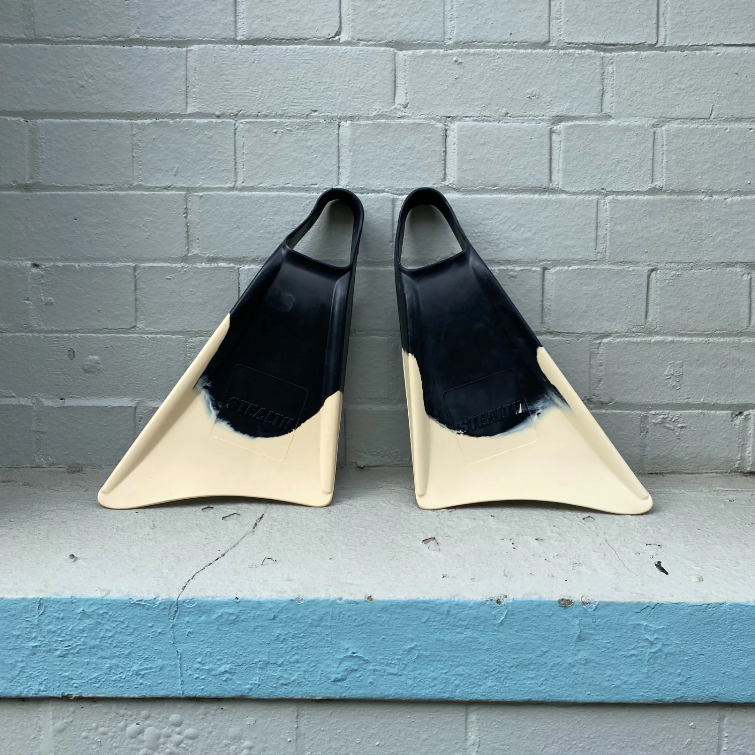 STEALTH S1 CLASSIC FINS - Black // Sand 3 STEALTH S1 CLASSIC FINS - Black // Sand - Image 3