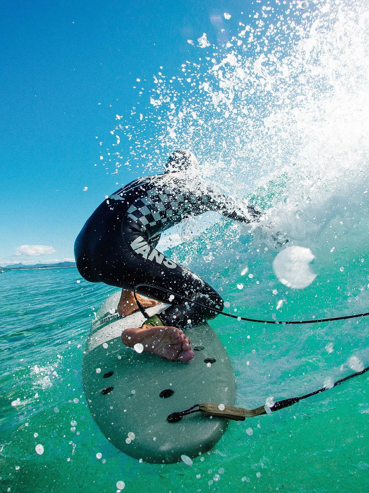 SOFTECH SOFT SURFBOARD Bomber Shortboard - 6'4 9 SOFTECH SOFT SURFBOARD Bomber Shortboard - 6'4 - Image 9